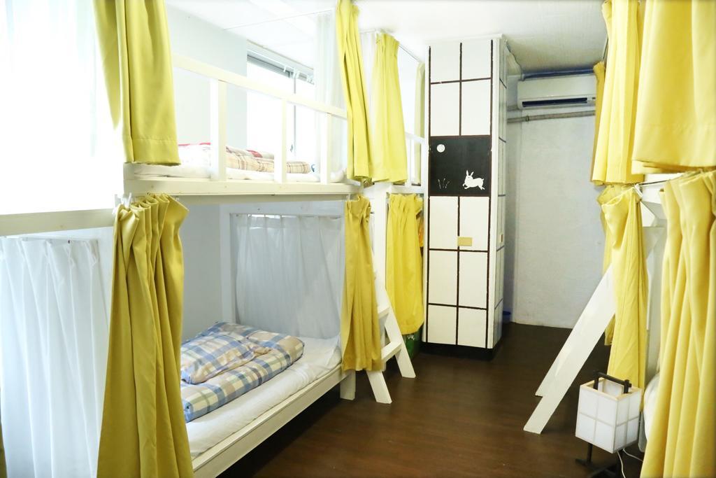 Little Asia Guest House Naha Habitación foto